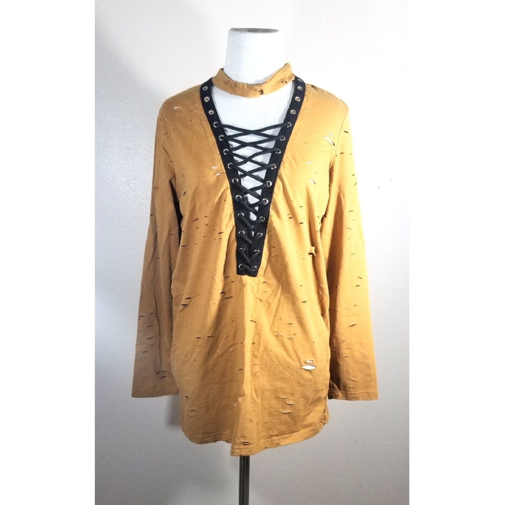 Hot & Delicious Mustard Distressed T…